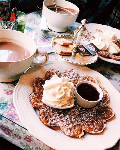 Processed with VSCOcam with c1 preset